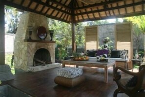 Lounge - Villa Pakem (Pakem)