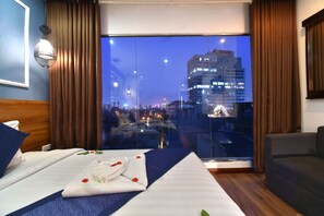 Suite (Grand View) | Bar mini, peti besi dalam bilik, dilengkapkan perabot secara berasingan 