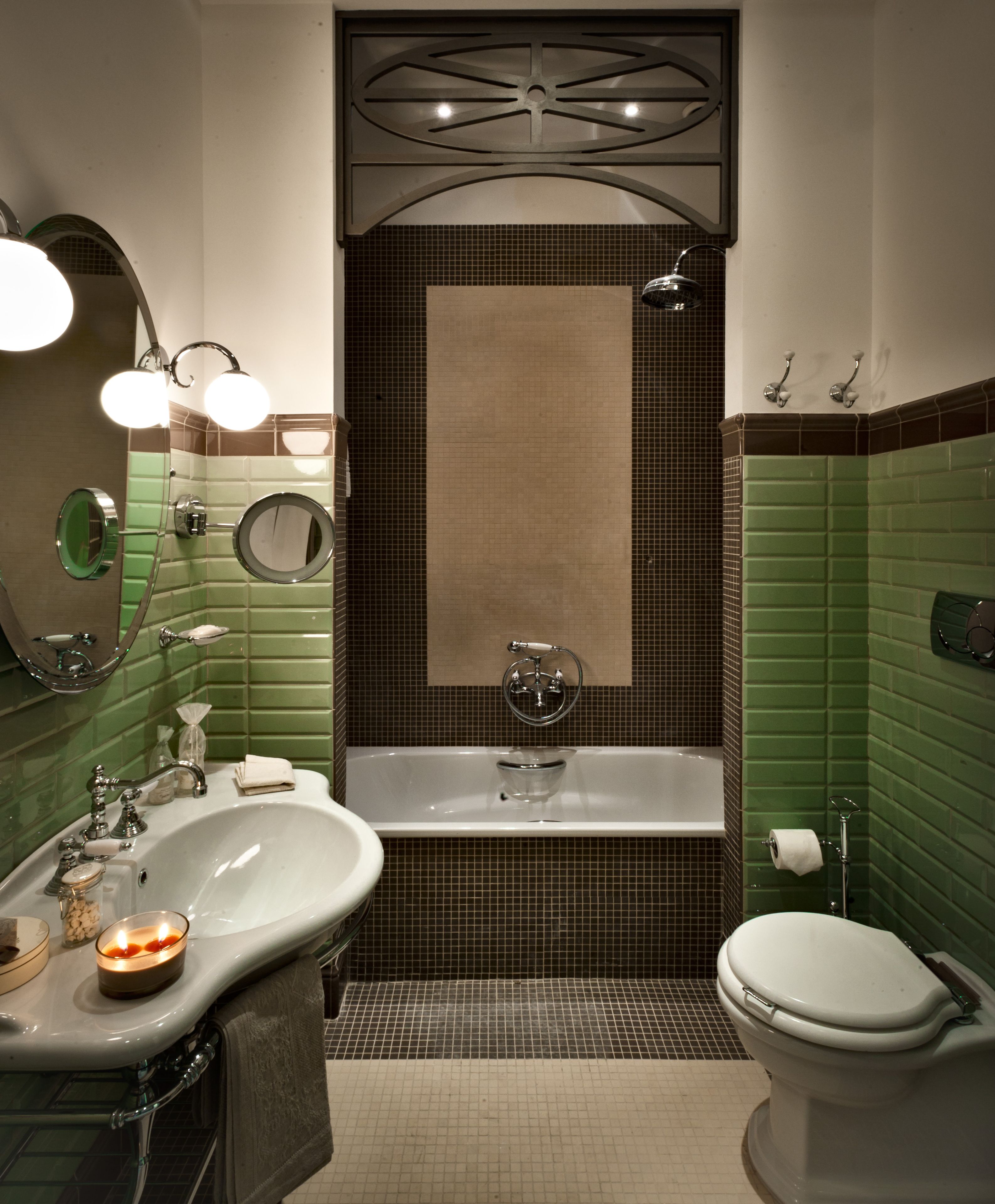 rainfall showerhead, free toiletries, hair dryer, bathrobes