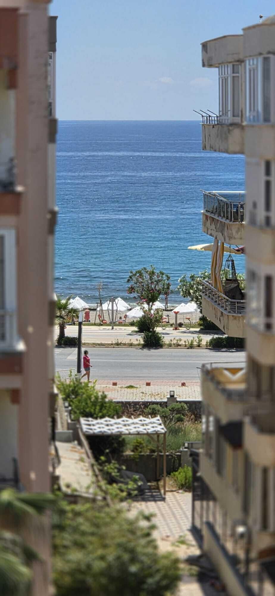 2 bedrooms, minibar, individually furnished, desk