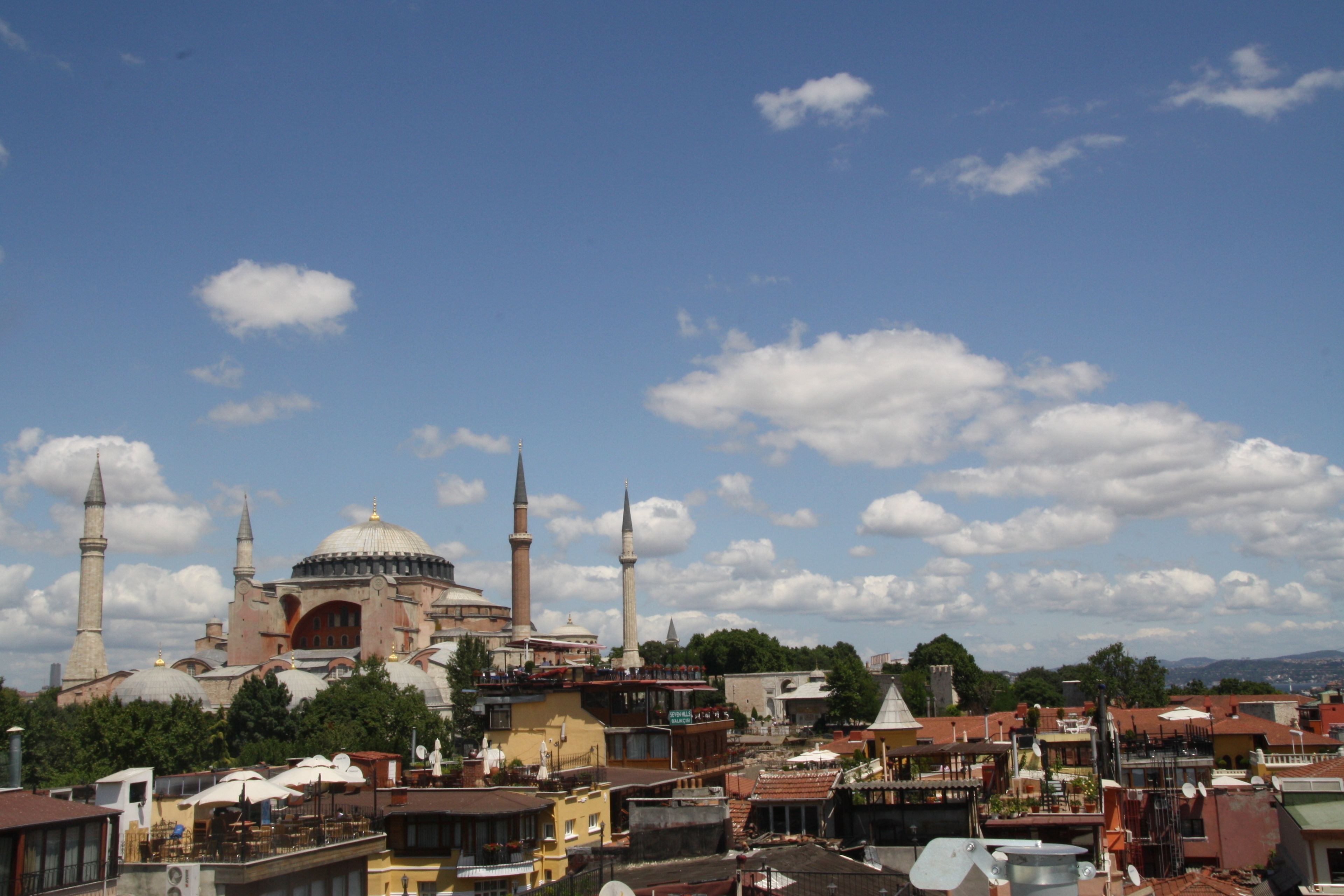 Photo - Aristocrat Hotel