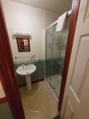 套房, 独立浴室 ((4 Persons)) | 浴室