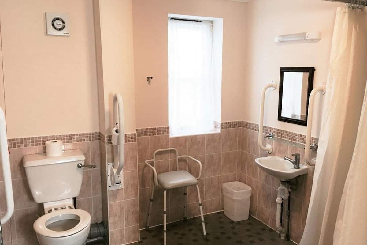 Suite, Ensuite ((Wheelchair Access)) | Bathroom