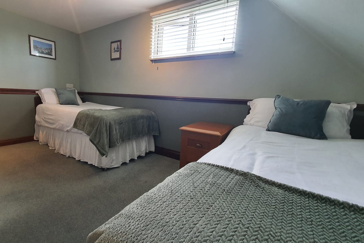 غرفة لفردين - بحمام داخل الغرفة | 1 غرفة نوم وواي فاي مجانًا