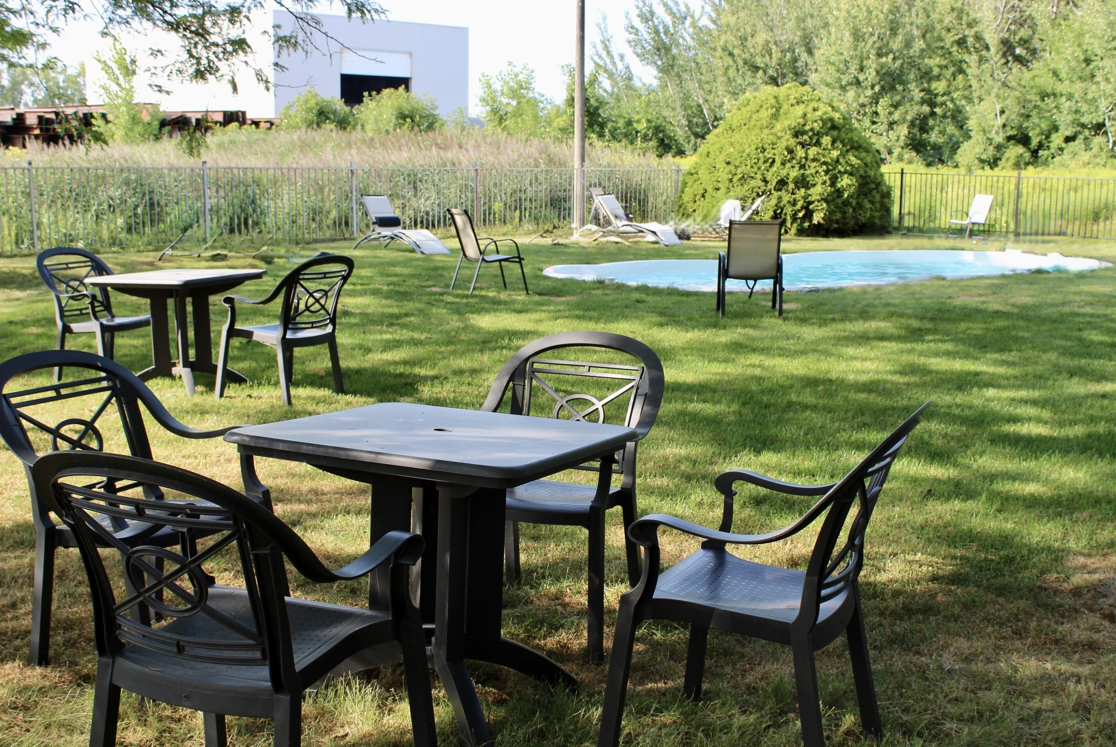 Seasonal outdoor pool