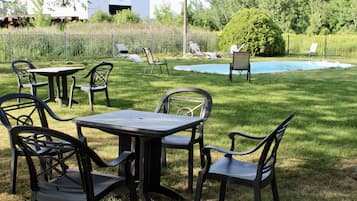 Alberca al aire libre por temporada