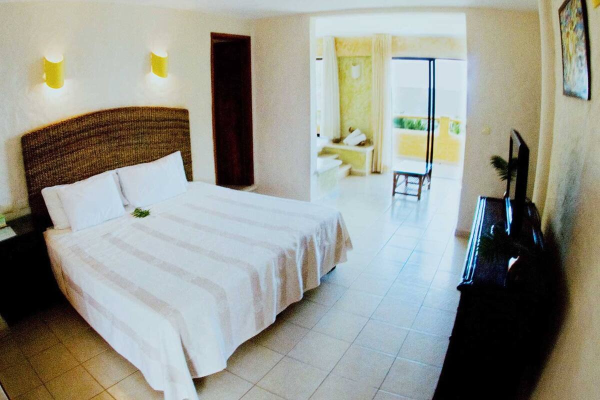 Suite, Sea View | Individually furnished