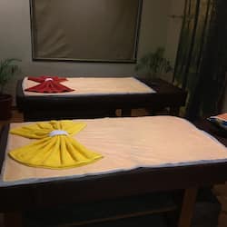 Couples treatment room(s), body treatments, aromatherapy