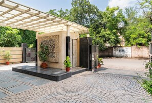 Exterior - Amantra Comfort Hotel (Udaipur)