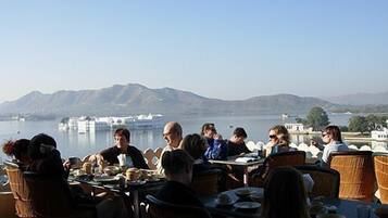 Daily buffet breakfast (INR 395 per person)