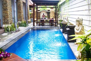 Outdoor pool - Sindhu Mertha Sanur (Denpasar)