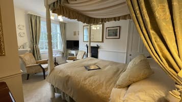 Habitació doble, amb bany privat (Room 5 Four Poster) | Habitacions insonoritzades, wifi gratuïta i roba de llit