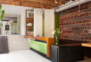 Lobby - Grandmas Hotel Seminyak (Seminyak)