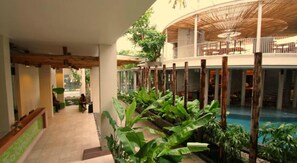 Property grounds - Grandmas Hotel Seminyak (Seminyak)