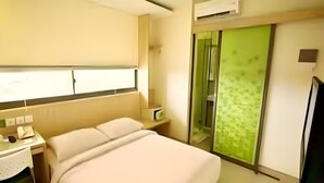 Unclassified image, 3 of 25, button - Grandmas Hotel Seminyak (Seminyak)