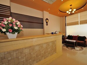 Reception - Little Saigon Corner Boutique Hotel (Ho Chi Minh City)