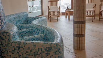 Sauna, hot tub, steam room, facials, massage/treatment rooms