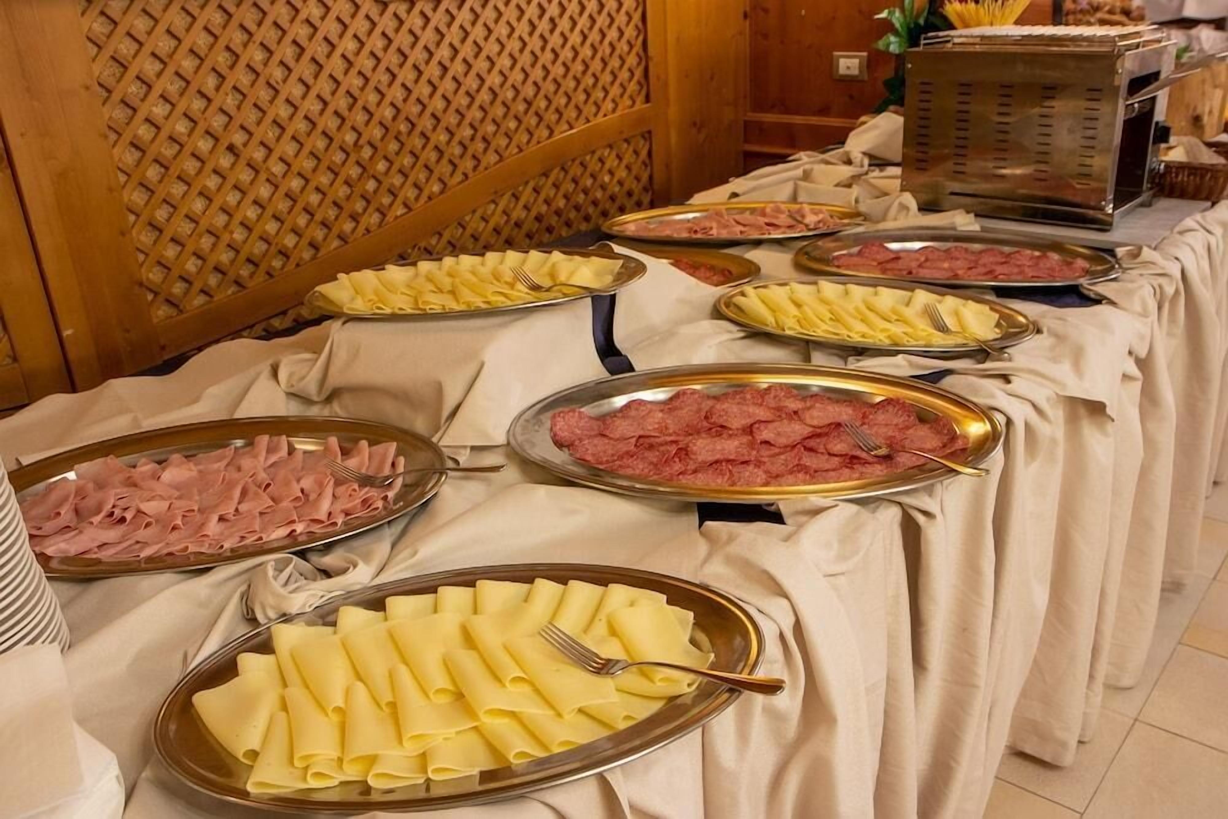 تناول الطعام