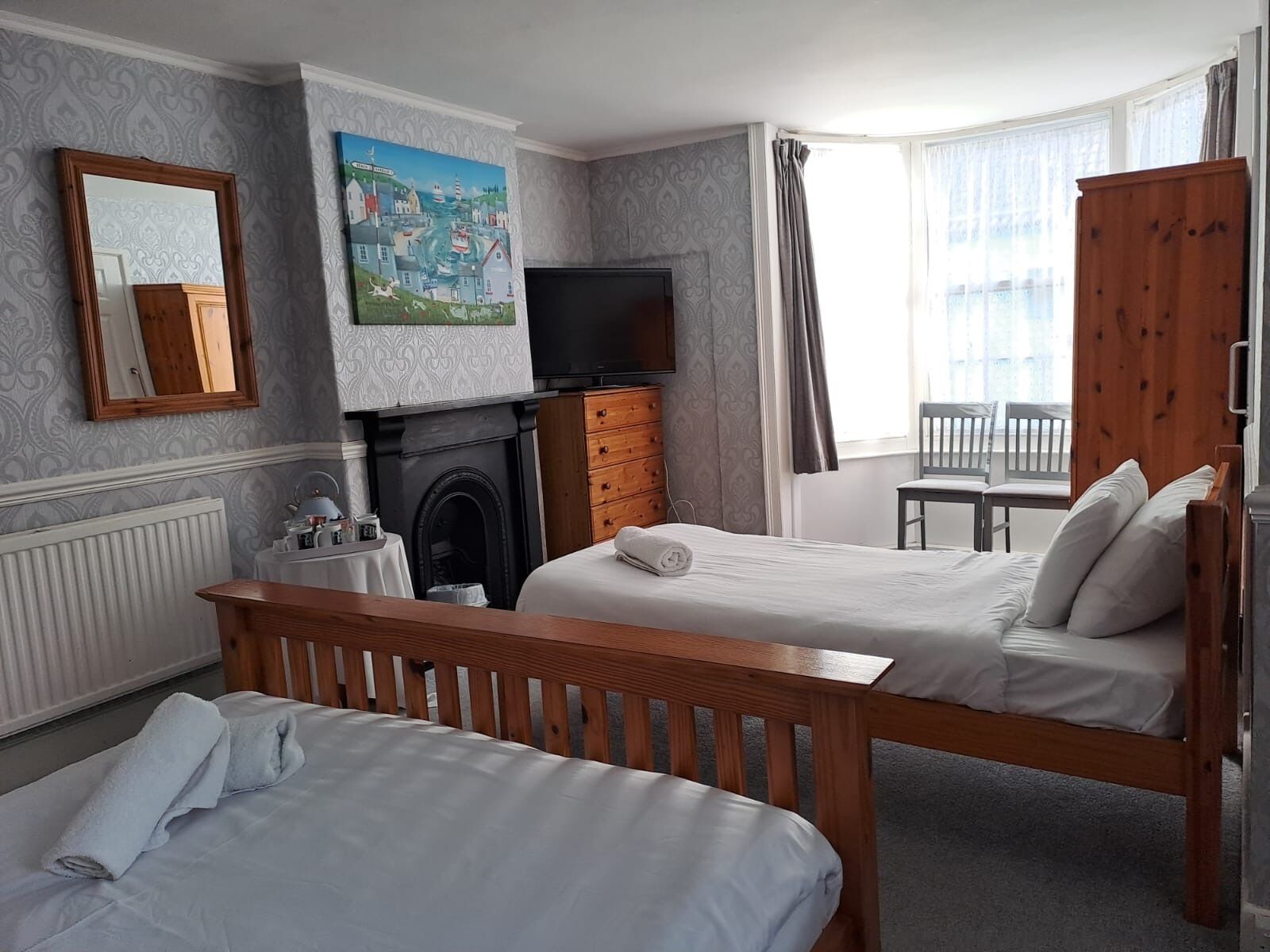 Superior-Vierbettzimmer, mit Bad (Large-Room 3 (Sleeps 4))