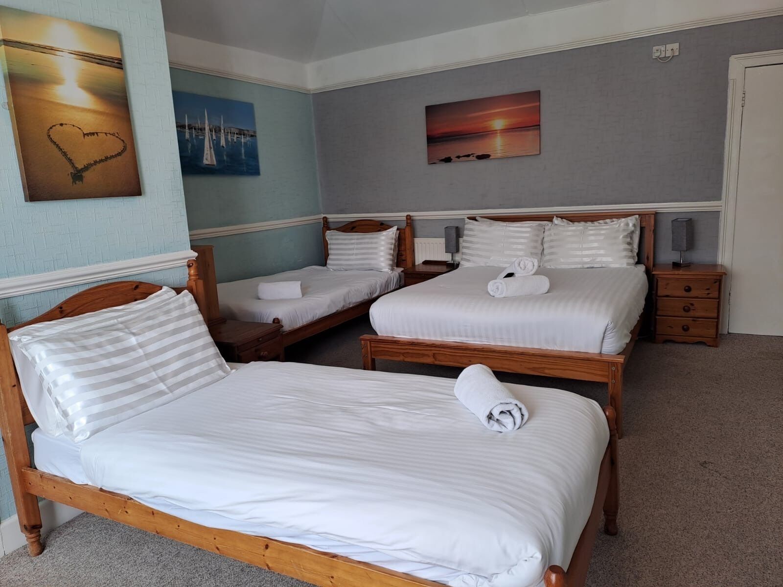 Standard Quadruple Room, Ensuite (Room 12A (Sleeps 4))