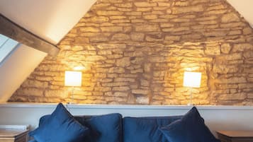 Superior Suite | 1 bedroom, blackout drapes, iron/ironing board, free WiFi