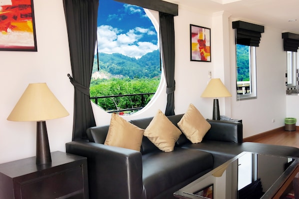 TV, DVD player - The Orchid Kathu Height Serviced Apartment (Kathu)