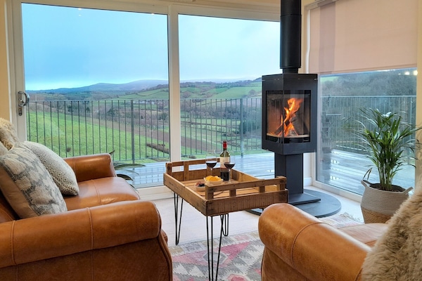 Luxury Cabin, Ensuite (Lew Valley Lodge) | View from property