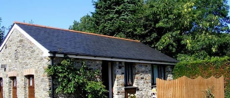 ChaumiÚre, salle de bain attenante, cÎté jardin (The Stable - 1 Bedroom) | Extérieur