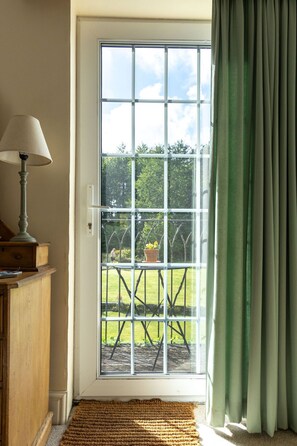 Superior Double Room, Ensuite | Balcony view