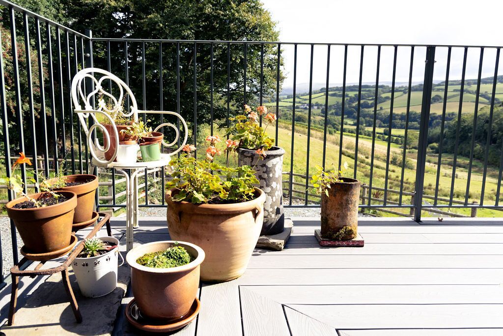 Luxury Cabin, Ensuite (Lew Valley Lodge) | View from property