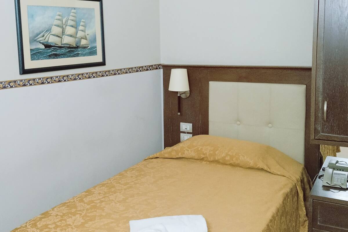 Minibar, coffres-forts dans les chambres, chambres insonorisées