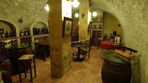 Luokittelematon kuva, 4 kautta 45, painike