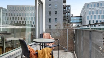 Apartment, 2 Bedrooms (large) | Terrace/patio