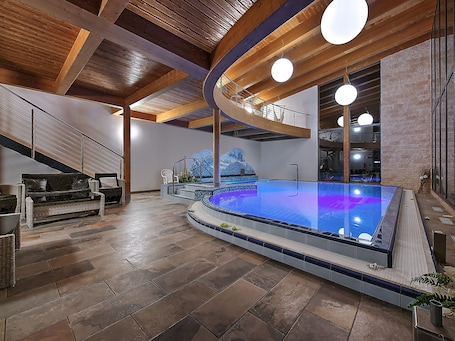 Indoor pool, open 2:00 PM to 8:00 PM, pool loungers. Al Posta Hotel 1899