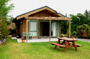 One Bedroom Spa Chalet (Queen) | Premium bedding, individually decorated, individually furnished