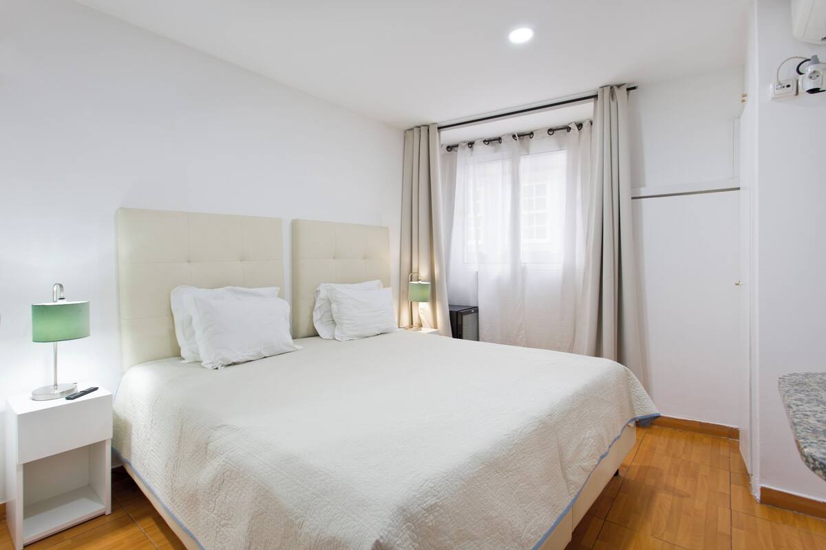 Double Room, Private Bathroom | In-room safe, blackout curtains, iron/ironing board (on request)