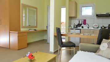 In-room safe, desk, soundproofing, iron/ironing board