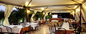 Breakfast, lunch, dinner served; local cuisine, al fresco dining