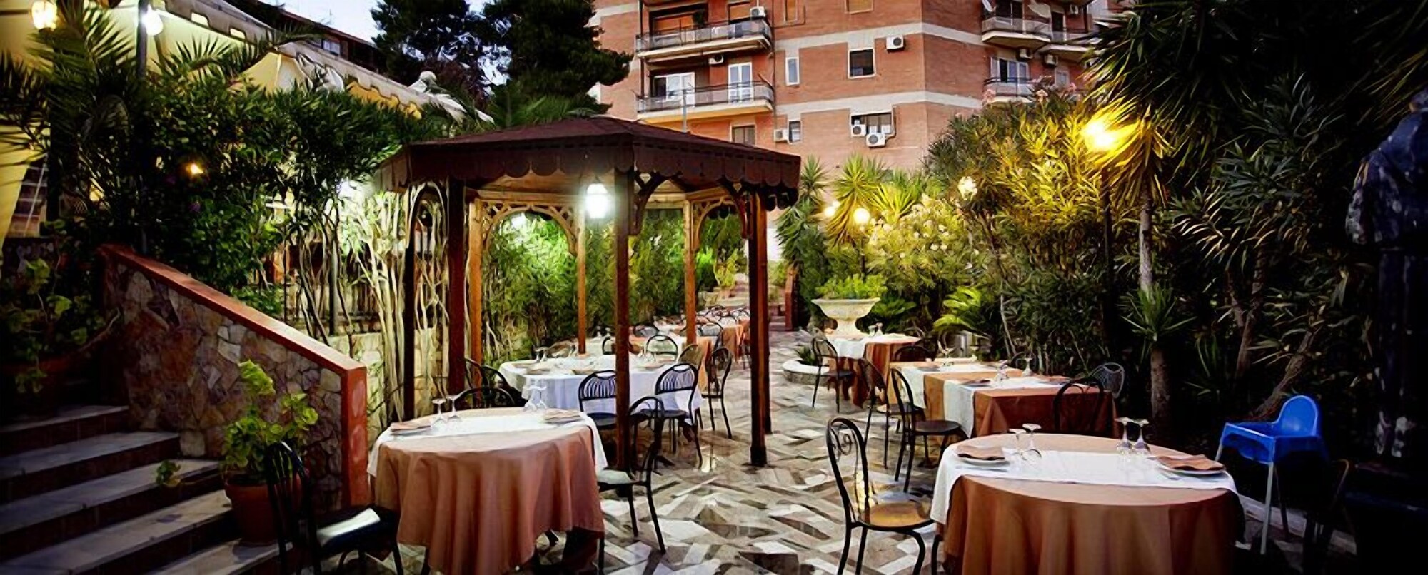 4 Star Hotels