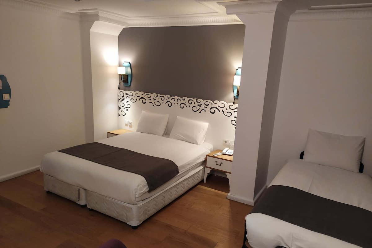 Superior Triple Room, Multiple Beds