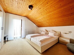 Suite, 1 Bedroom - Hotel Hellers Twenty Four 1 (Friedrichshafen)
