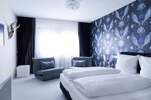 Chambre Confort Double ou avec lits jumeaux, salle de bains privée