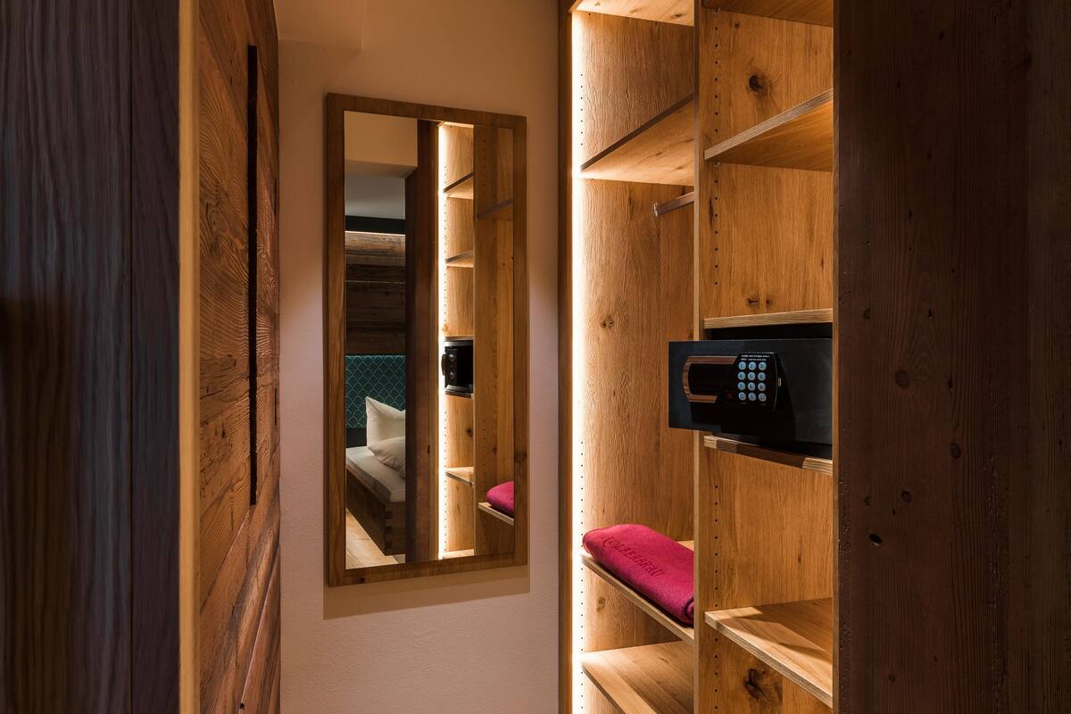 junior double room | 1 bedroom, premium bedding, down duvets, pillow-top beds