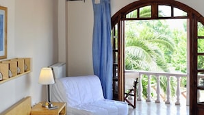 In-room safe, free WiFi, individually decorated, individually furnished - Ilios Studios (Istiaia-Aidipsos)