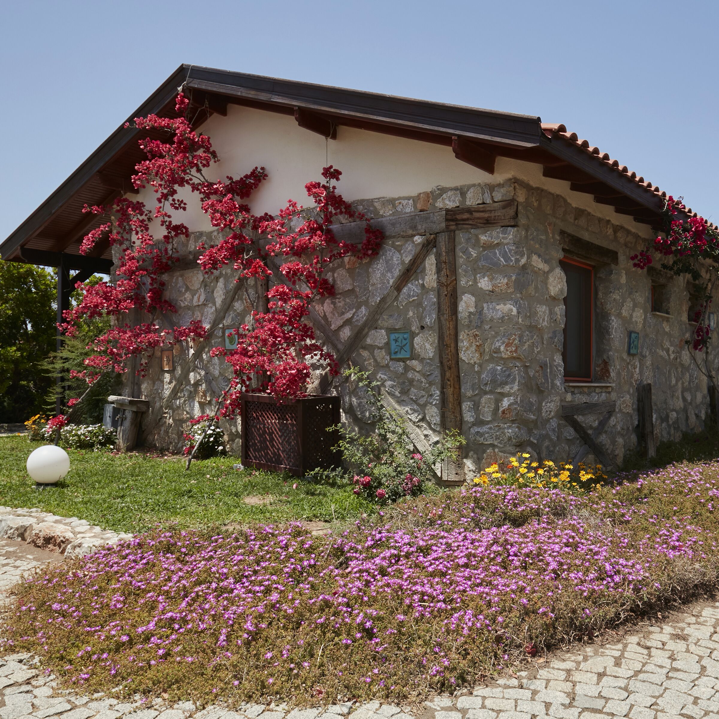 1 bedroom, premium bedding, minibar, in-room safe