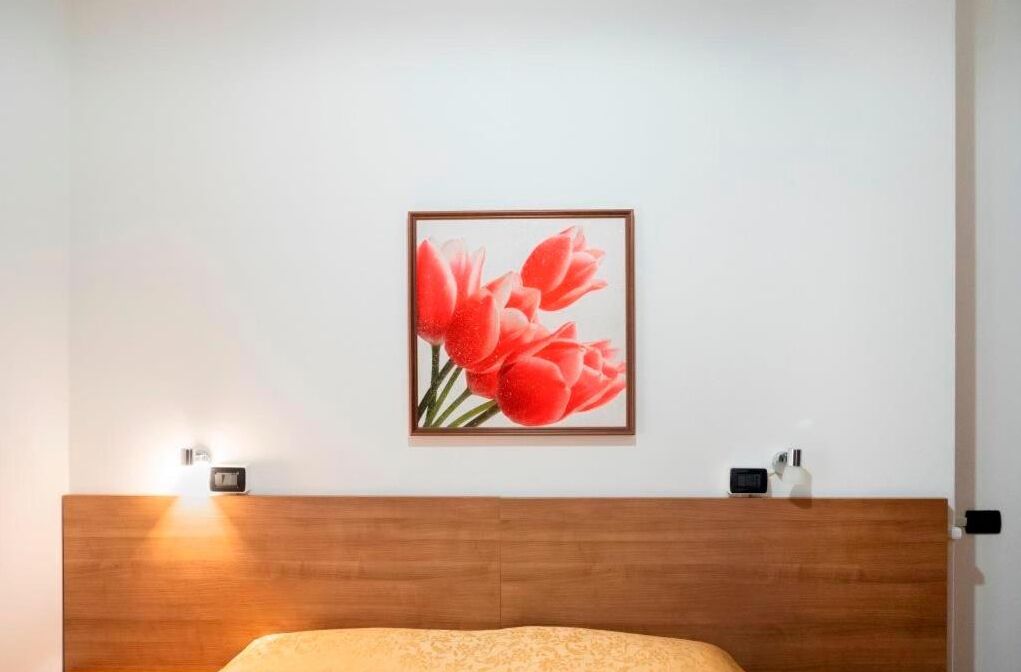 Escritorio y acceso para silla de ruedas 