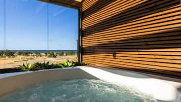 Sani Suite | 1 makuuhuone, pimennysverhot, silitysrauta/-lauta, ilmainen Wi-Fi