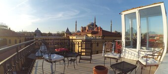 Berk Guesthouse - 'Grandma's House'