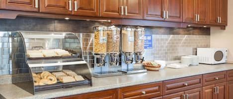 Petit déjeuner continental compris tous les jours