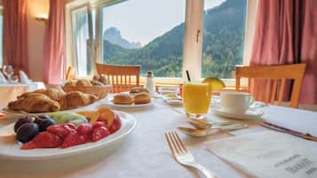 Colazione a buffet inclusa, servita tutte le mattine